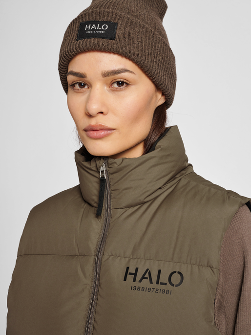 HALO DOWN VEST, MAJOR BROWN, model