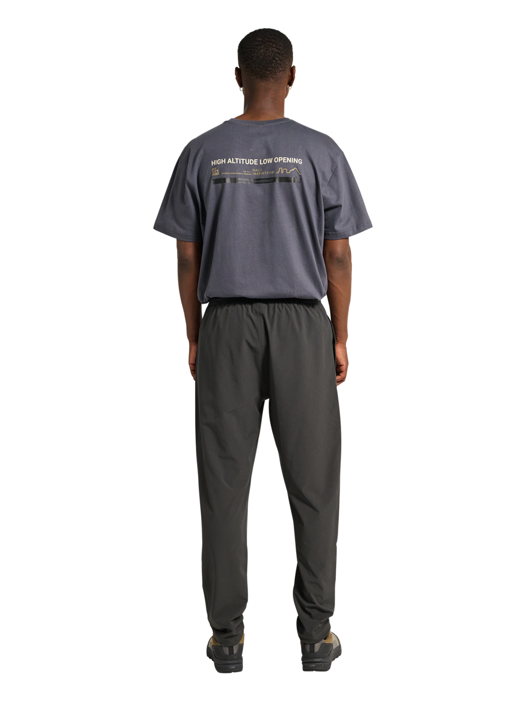 HALO TECH PANTS, ASPHALT, model
