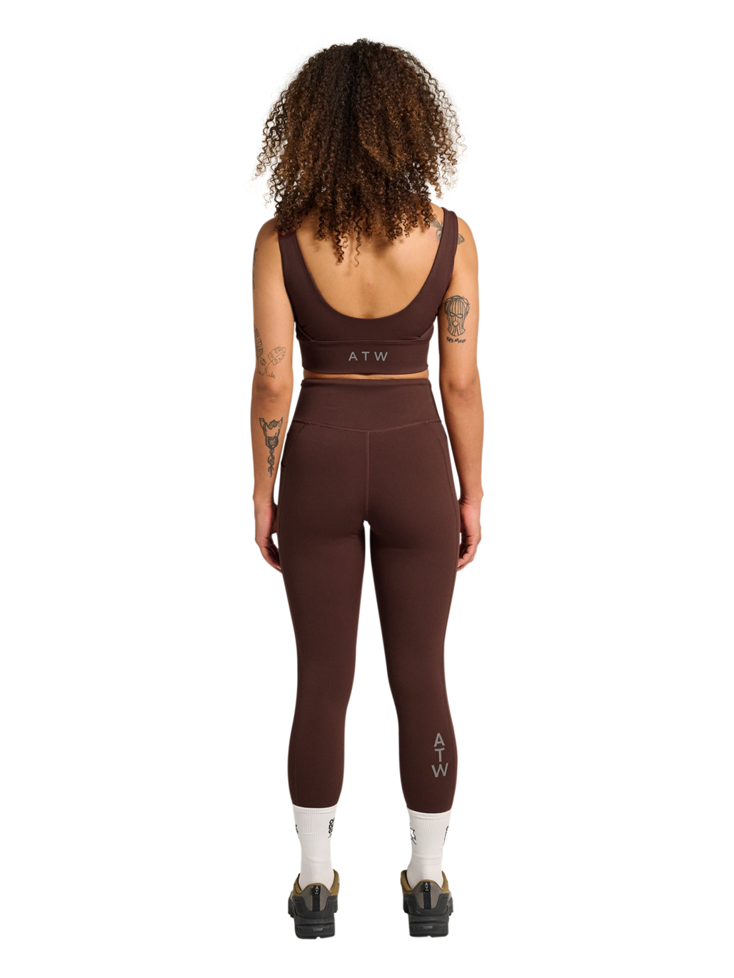 HALO WOMEN TRAINING TIGHTS, BITTER CHOCOLATE, model