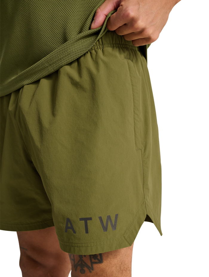 HALO SHORTS, OLIVE DRAB, model