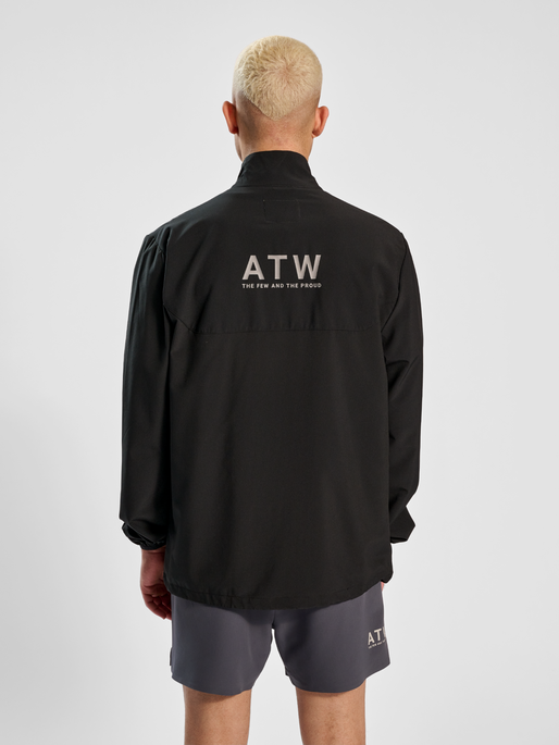 HALO TECH JACKET, BLACK, model