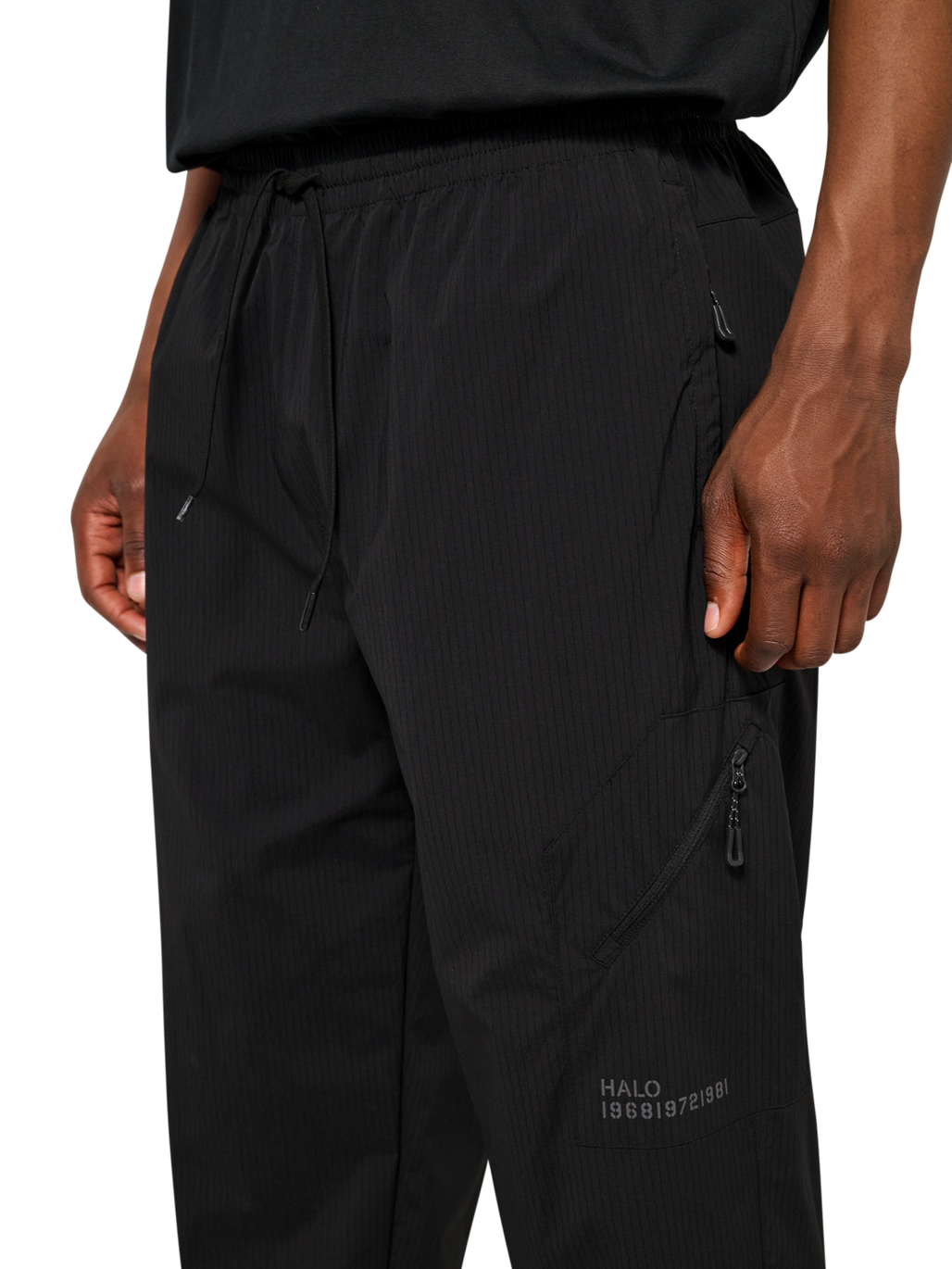 HALO STEEL RELAXED PANTS, BLACK, model