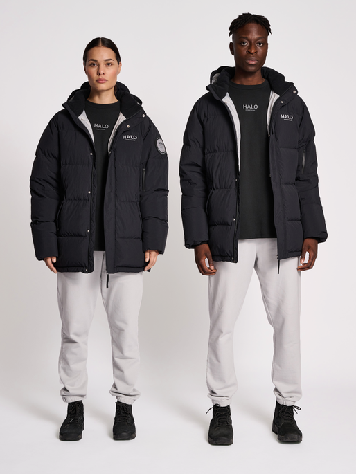 HALO S DOWN PUFFER, BLACK, model