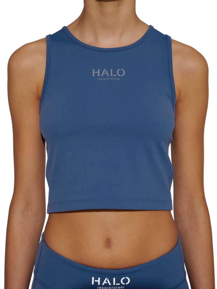 HALO WOMEN TRAINING TOP, SARGASSO SEA, model