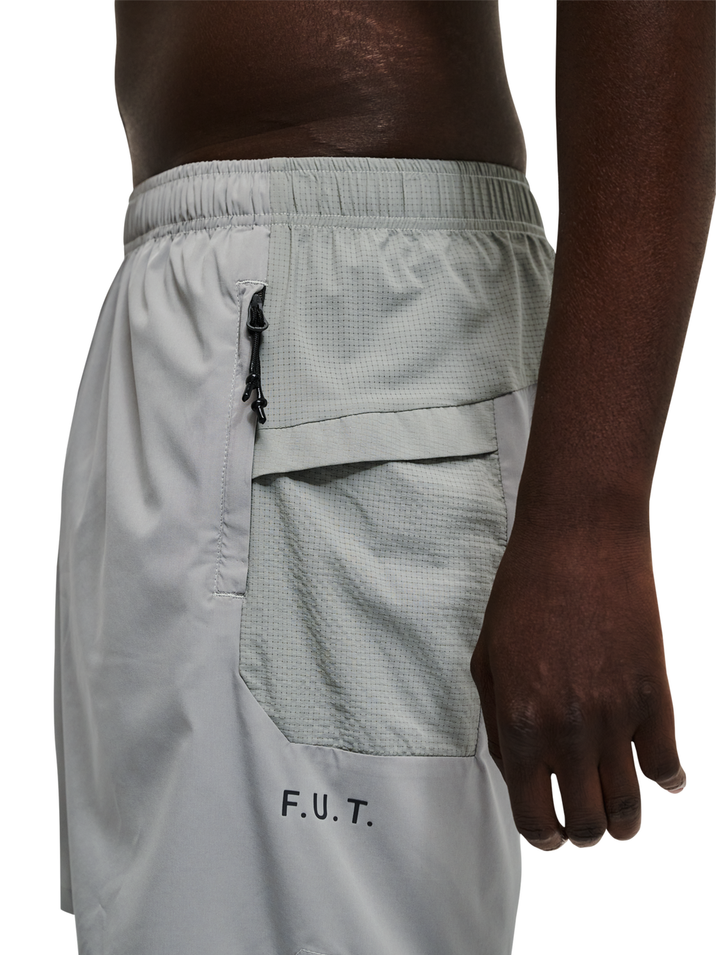 HALO SCOUT SHORTS, GRIFFIN, model