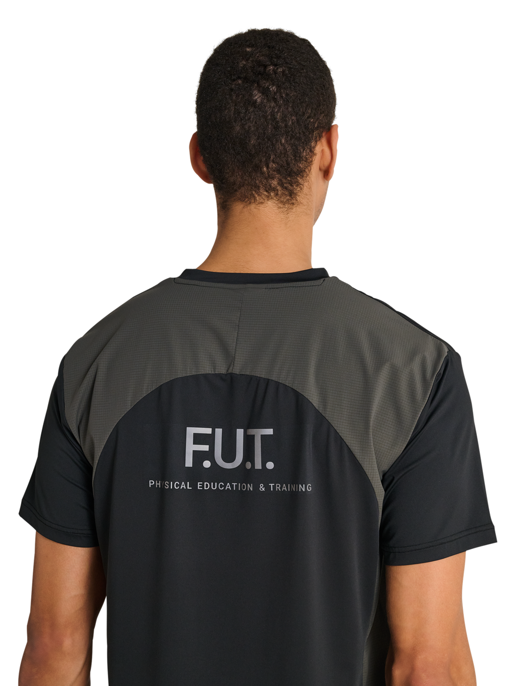 HALO DIVISION T-SHIRT, BLACK, model