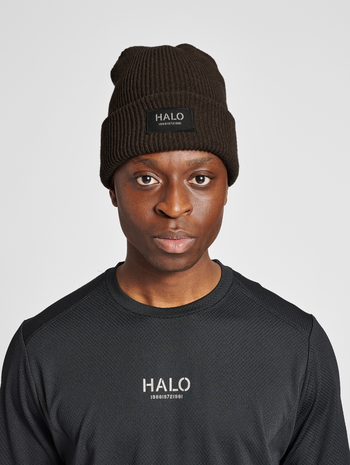 HALO WOOL BEANIE, MAJOR BROWN, model