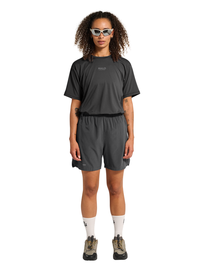 HALO SCOUT SS T-SHIRT, ASPHALT, model