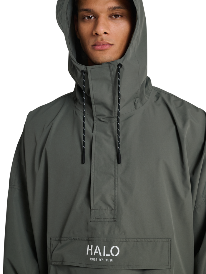 HALO RAINCOVER, GUNMETAL, model
