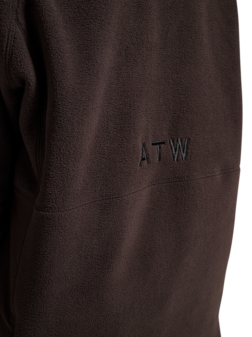 HALO TEDDYFLEECE PULLOVER, CHOCOLATE TORTE, model