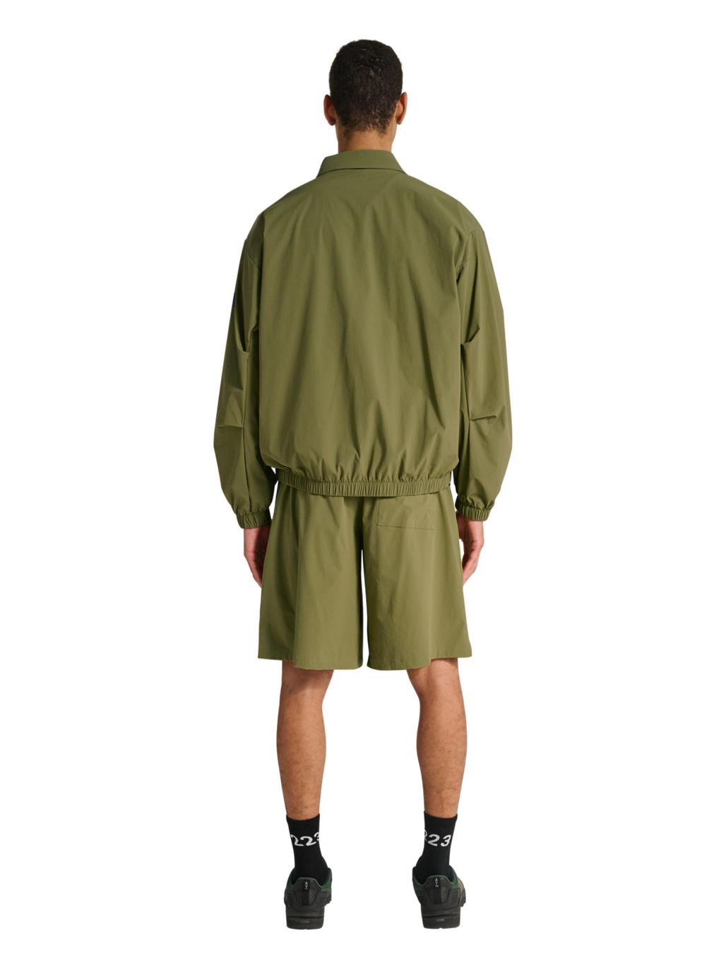 HALO MOVE OVERSHIRT, OLIVE DRAB, model