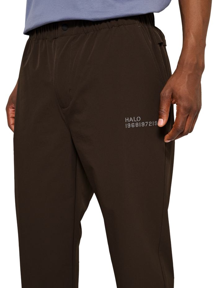HALO TACTICAL PANTS, CHOCOLATE TORTE, model