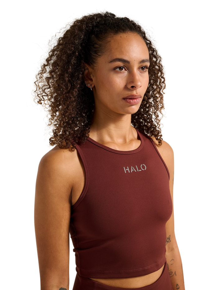 HALO WOMEN TRAINING TOP, BITTER CHOCOLATE, model