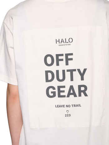 HALO PATCH GRAPHIC T-SHIRT, MARSHMALLOW, model