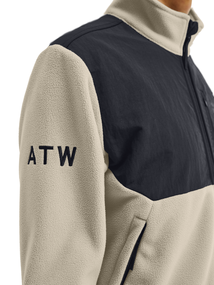 HALO BLOCKED ZIP FLEECE, SENECA ROCK, model