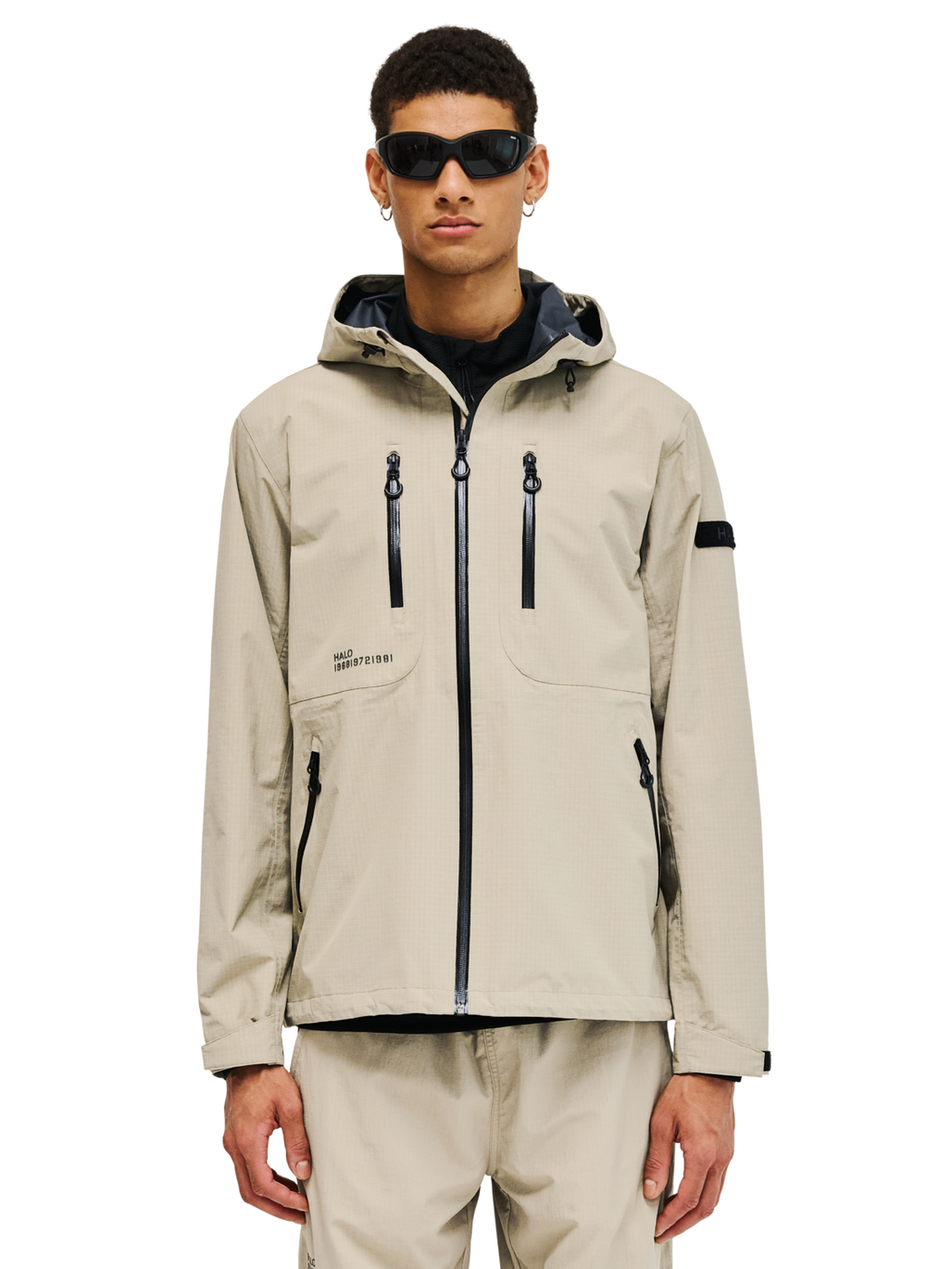 HALO ASSET JACKET, SENECA ROCK, model
