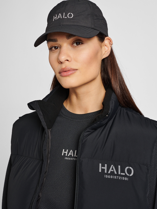 HALO DOWN VEST, BLACK, model