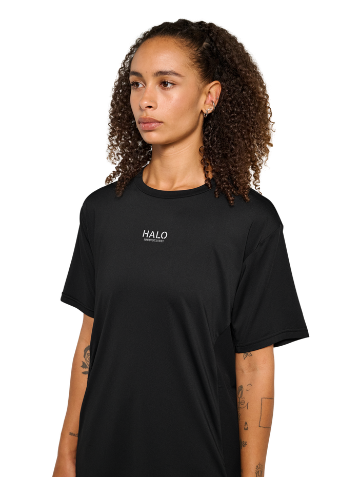 HALO SCOUT SS T-SHIRT, BLACK, model