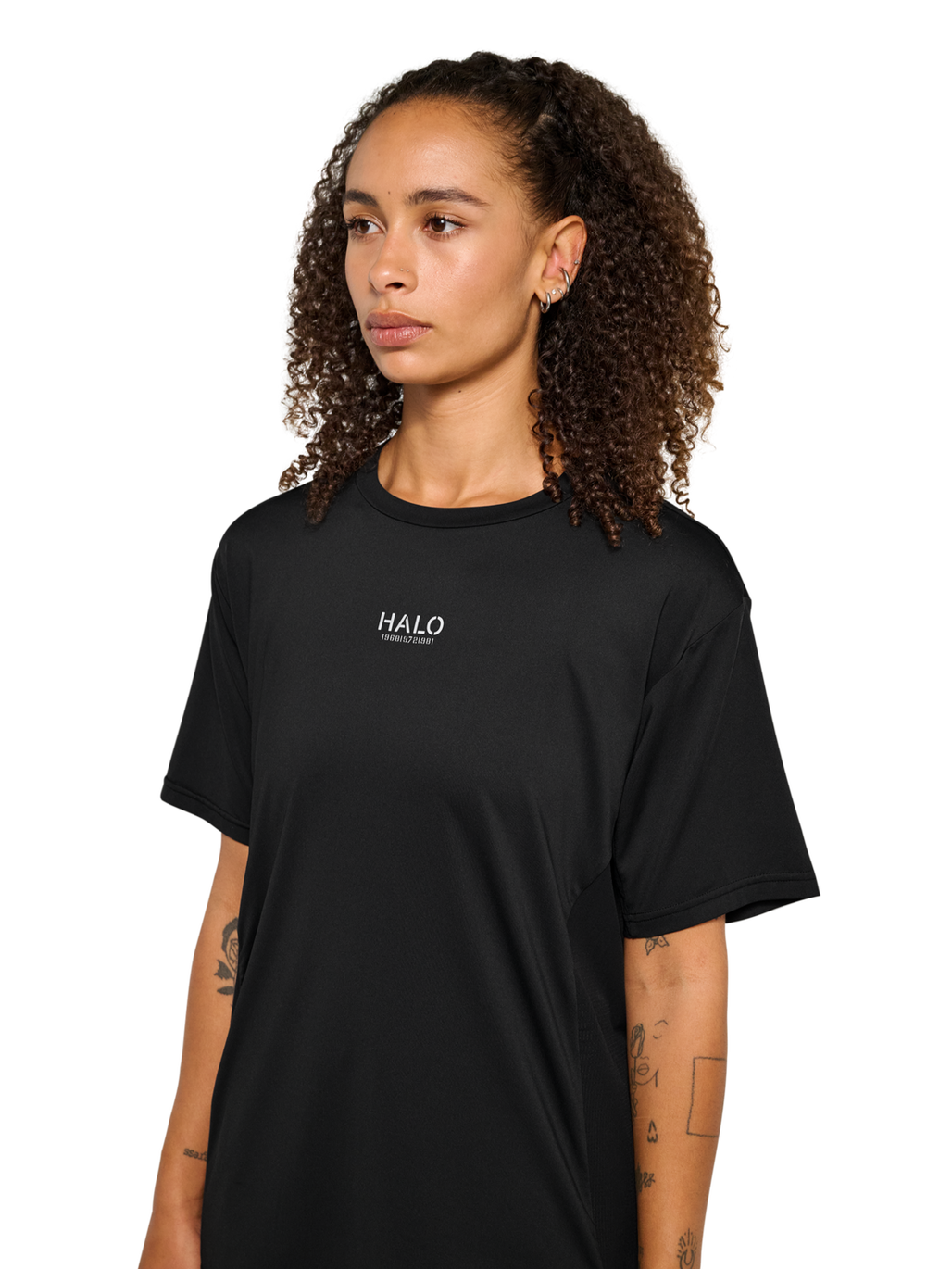 HALO SCOUT SS T-SHIRT, BLACK, model
