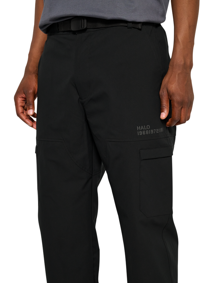 HALO COBRA RELAXED PANTS, BLACK, model