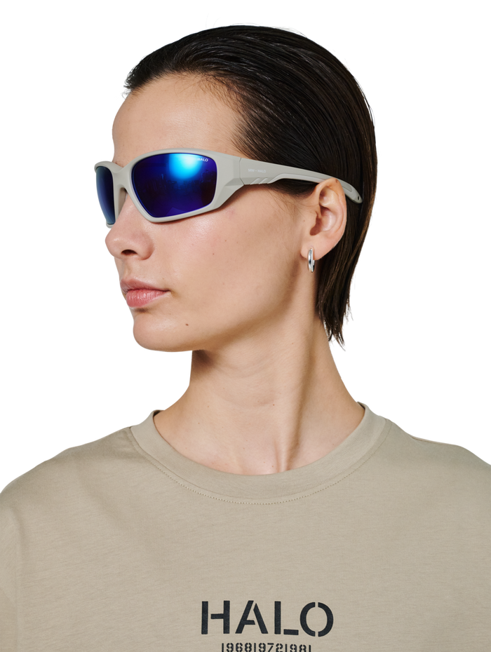 HALO X MESSY WEEKEND SUNGLASS NO 2, !BLUE HEAVEN, model