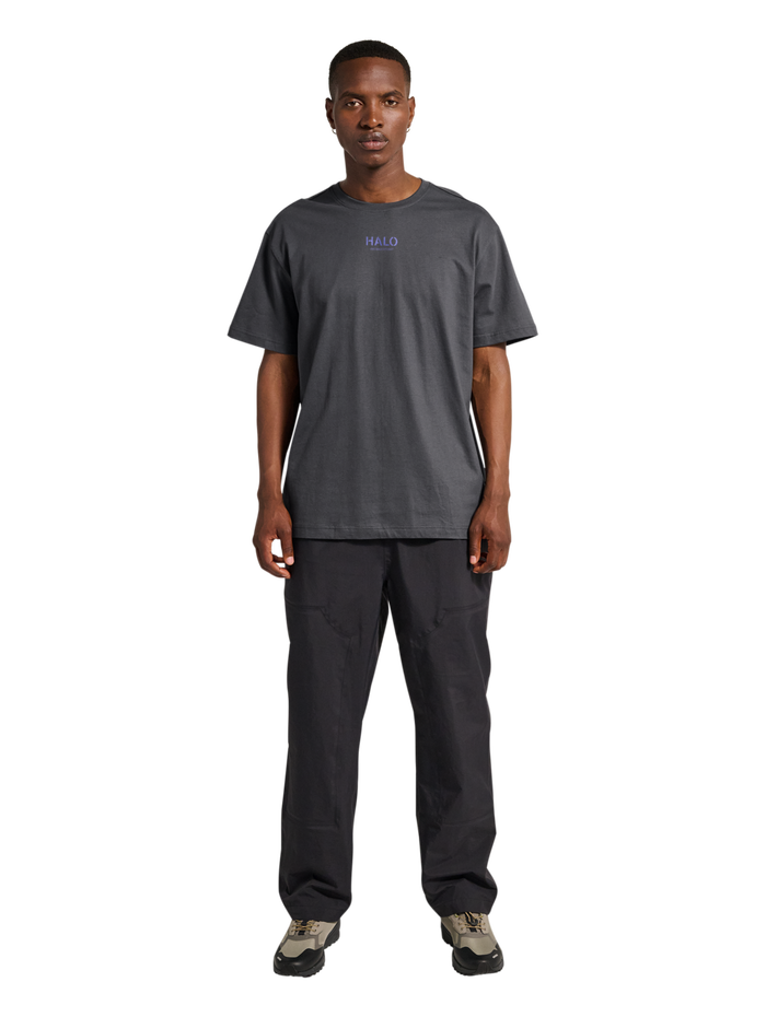 HALO GRAPHIC T-SHIRT, ASPHALT, model
