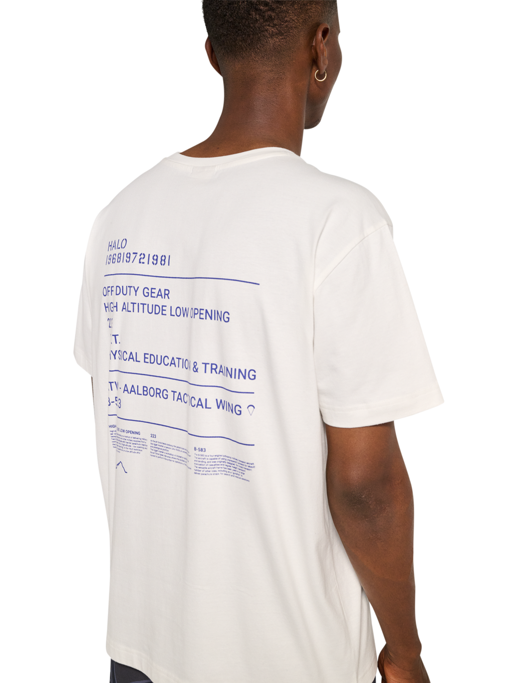 HALO GRAPHIC T-SHIRT, MARSHMALLOW, model