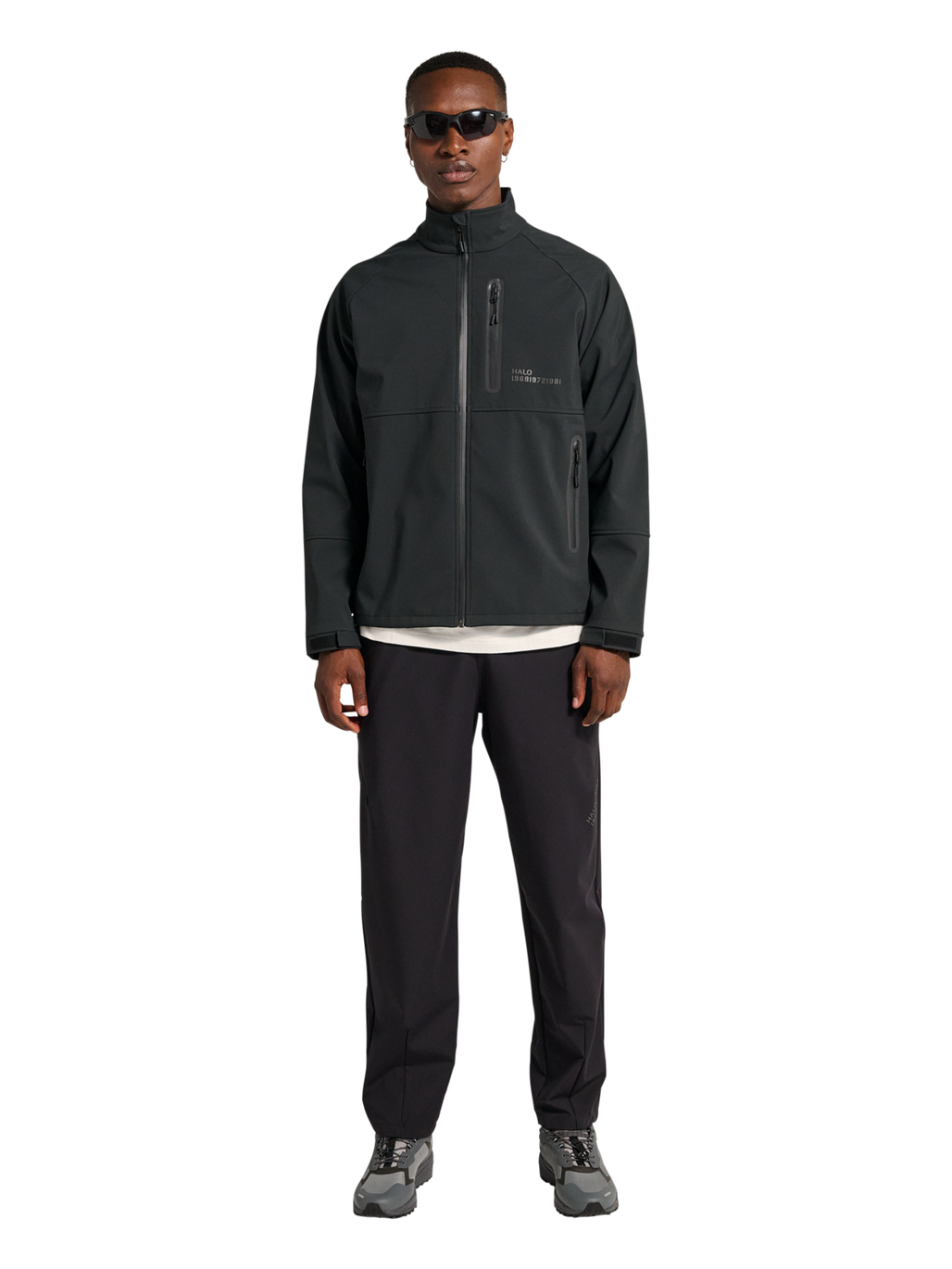 HALO ELITE SOFTSHELL JACKET, BLACK, model