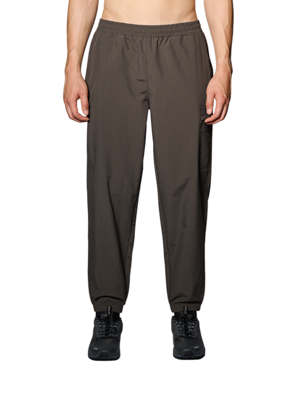 HALO FORCE PANTS, RAVEN, model