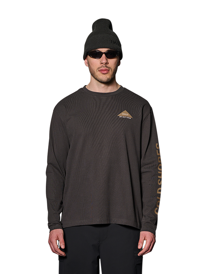 HALO SHORES L/S T-SHIRT, RAVEN, model