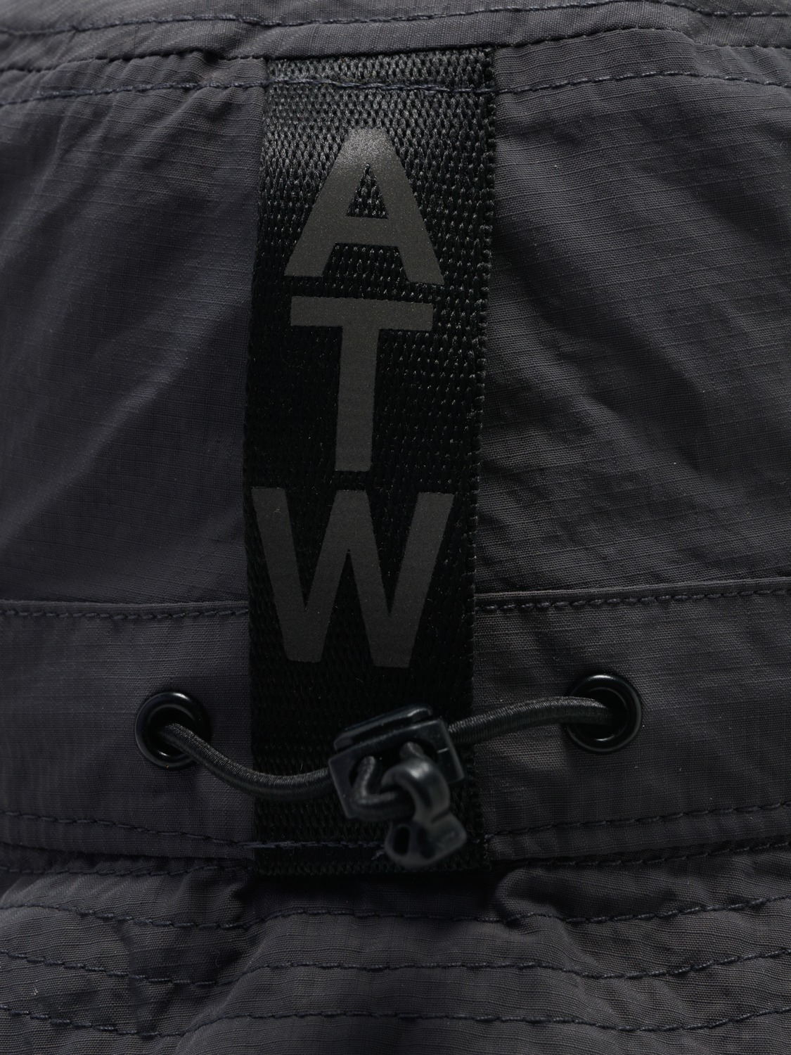 HALO NYLON BUCKET HAT, RAVEN, packshot