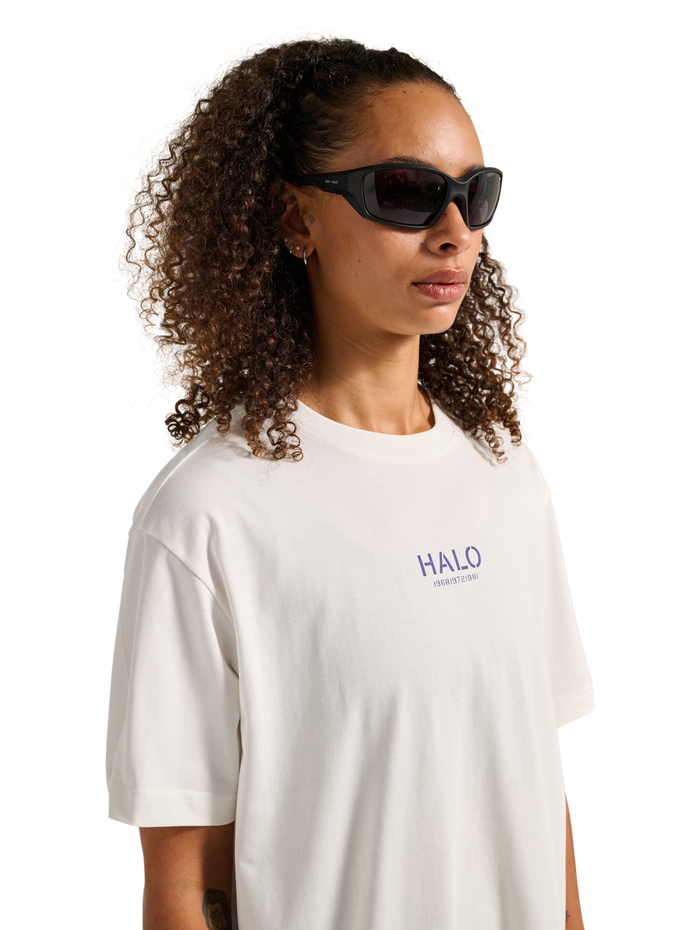 HALO GRAPHIC T-SHIRT, MARSHMALLOW, model