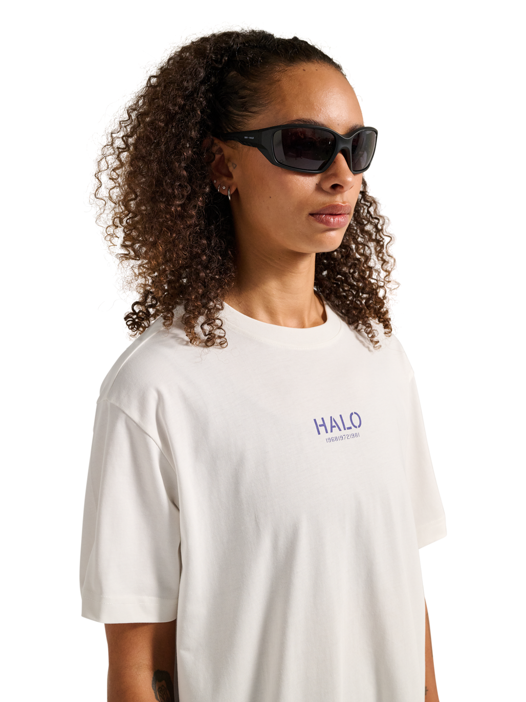 HALO GRAPHIC T-SHIRT, MARSHMALLOW, model