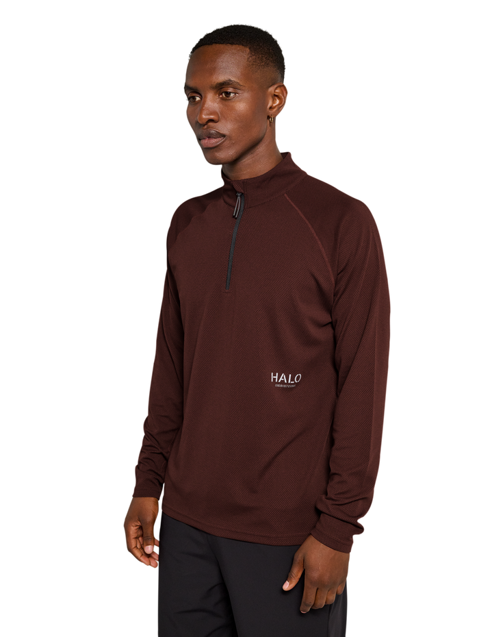 HALO SORONA HALF ZIP, BITTER CHOCOLATE, model