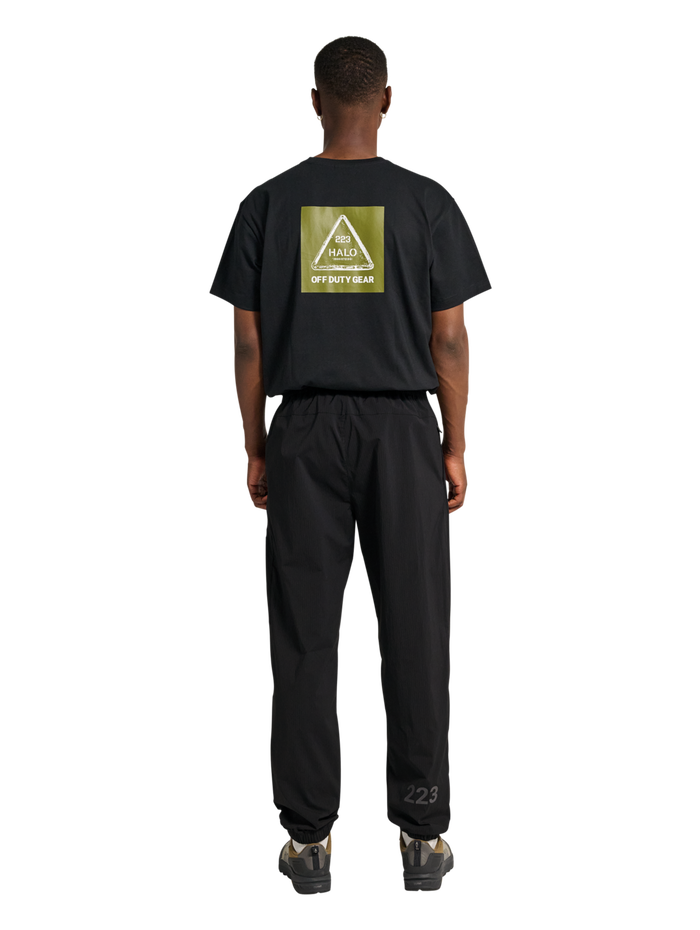 HALO STEEL RELAXED PANTS, BLACK, model