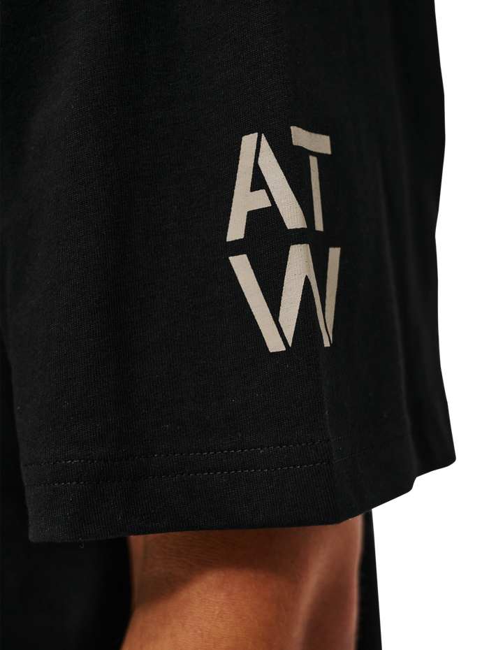 HALO GRAPHIC BOXY T-SHIRT, BLACK/SENECA ROCK, model