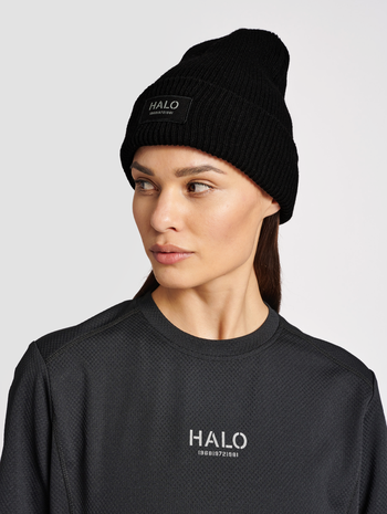 HALO WOOL BEANIE, BLACK, model