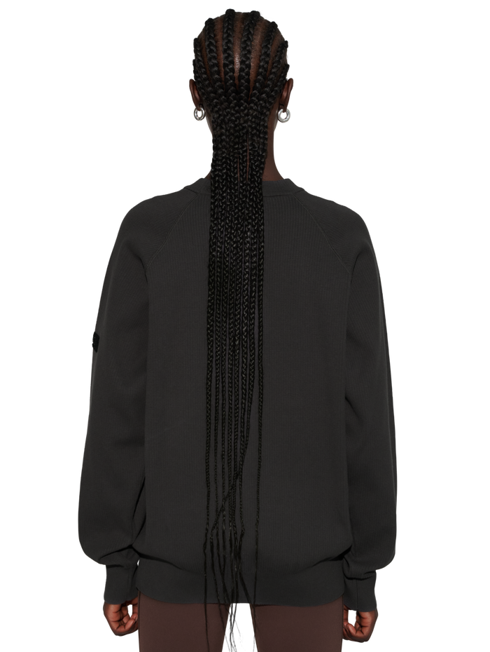 HALO INFANTRY CREWNECK, ASPHALT, model