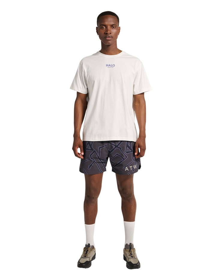 HALO GRAPHIC T-SHIRT, MARSHMALLOW, model