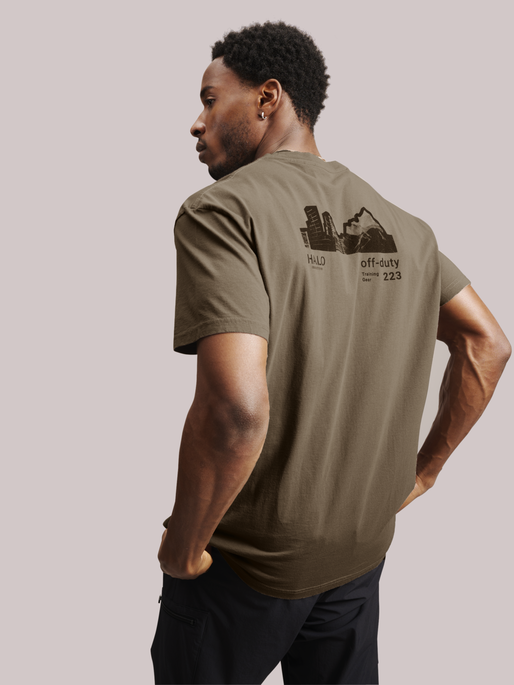 HALO OFF DUTY T-SHIRT, MOREL, model