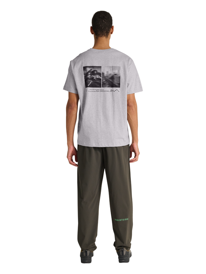 HALO GRAPHIC T-SHIRT, LIGHT GREY MELANGE, model