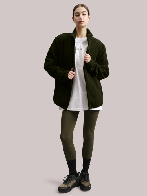 HALO TEDDY FLEECE JACKET, FOREST NIGHT, model