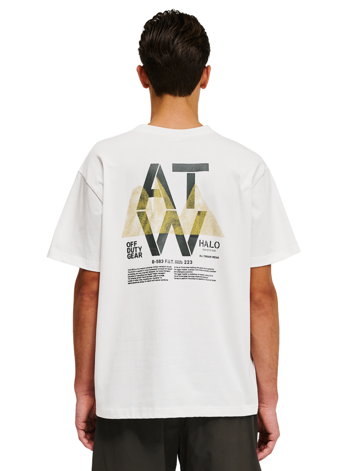 HALO GRAPHIC T-SHIRT 04, MARSHMALLOW, model