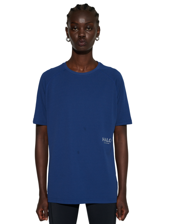 HALO SORONA T-SHIRT, SARGASSO SEA, model
