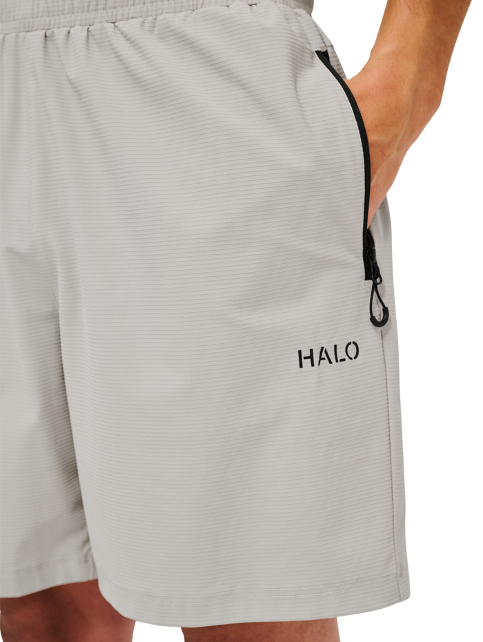 HALO APEX SHORTS, SILVER LINING, model