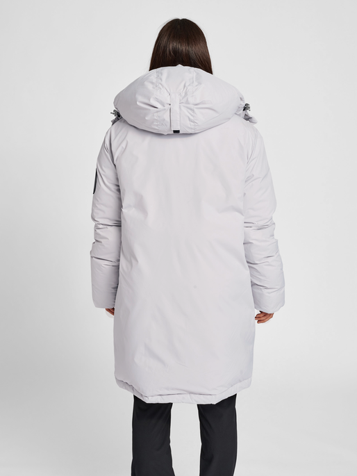 HALO DOWN COAT, HARBOR MIST, model