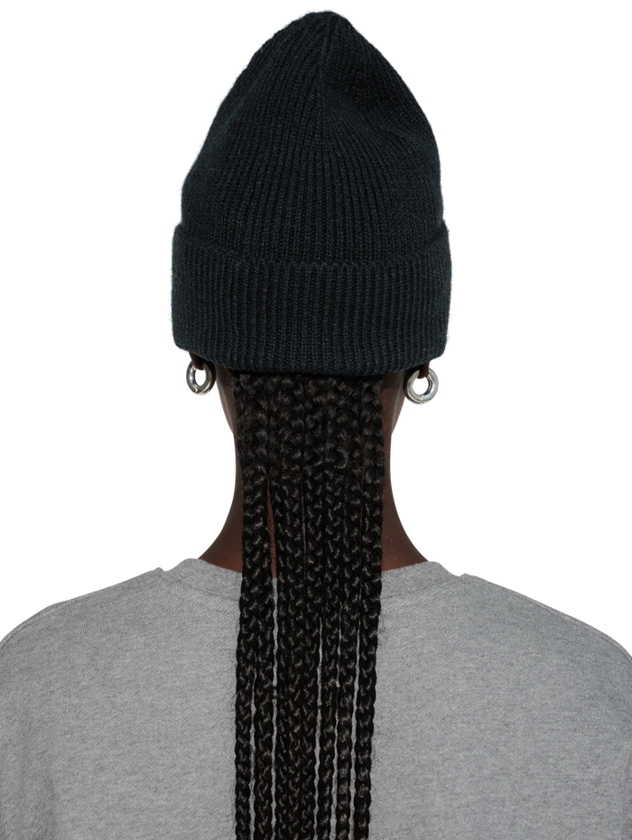 HALO WOOL MIX BEANIE, BLACK, model