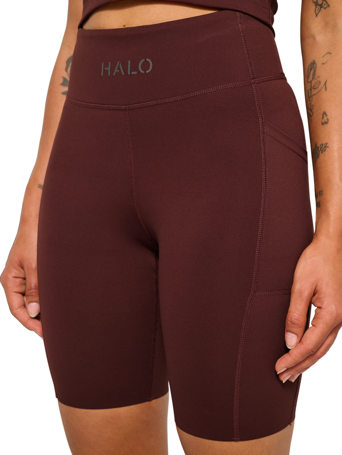 HALO WOMEN TRAINING SPRINTERS, BITTER CHOCOLATE, model