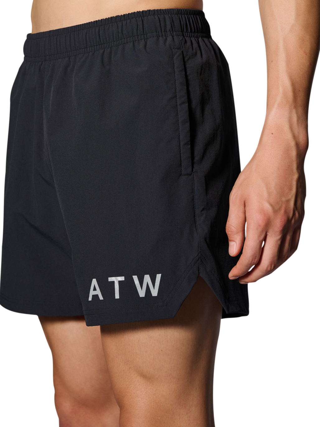 HALO SHORTS, BLACK, model