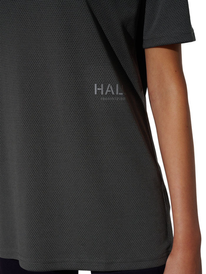 HALO SORONA T-SHIRT, RAVEN, model